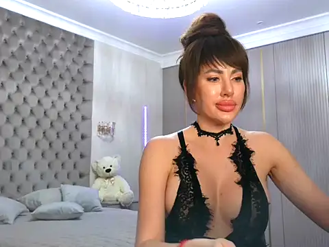 TianaPosh online show from 23, 2, 2025