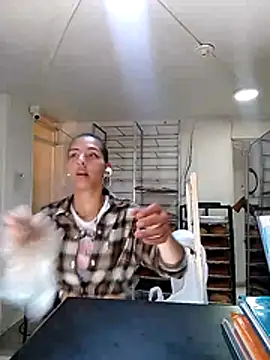 Snapshot of Alisson_420 chatting on 26, 10, 2025 Alisson 420 online show from 26, 10, 2025