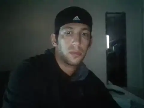 Snapshot of HottieGymBuddy69 chatting on 11, 3, 2025 HottieGymBuddy69 online show from 11, 3, 2025