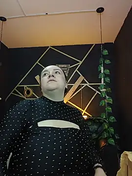 Snapshot of Gelena_Black chatting on 4, 11, 2025 Gelena Black online show from 4, 11, 2025