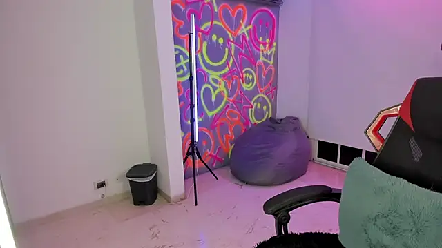 GEANNAROSE online show from 9, 3, 2025