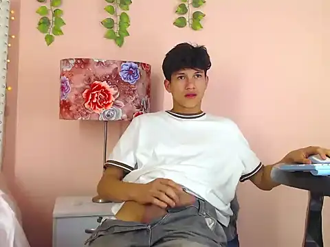 Snapshot of jason_graeats chatting on 22, 10, 2025 jason graeats online show from 22, 10, 2025