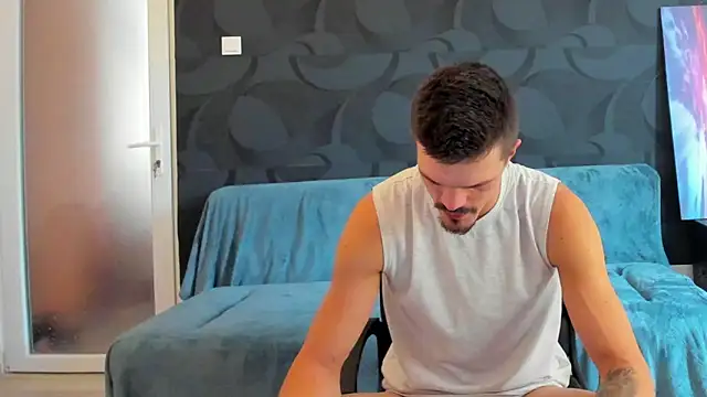 Snapshot of DonyBrown chatting on 4, 2, 2025 DonyBrown online show from 4, 2, 2025