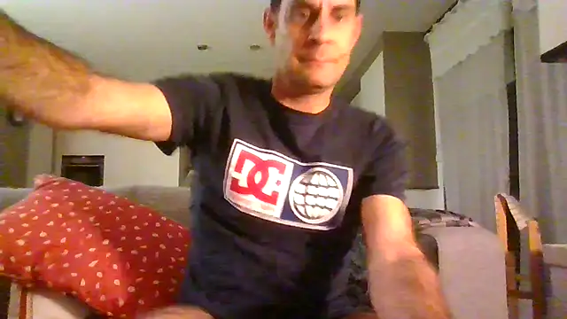 Snapshot of Vespa_Crabo chatting on 22, 12, 2024 Vespa Crabo online show from 22, 12, 2024