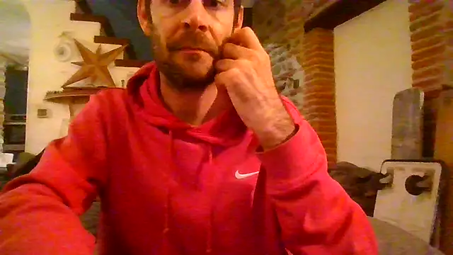 Snapshot of Vespa_Crabo chatting on 15, 3, 2026 Vespa Crabo online show from 15, 3, 2026