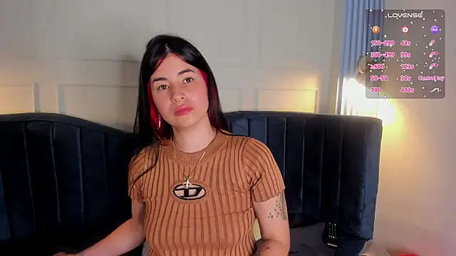 Snapshot of Nina_Harper chatting on 24, 12, 2024 Nina Harper online show from 24, 12, 2024