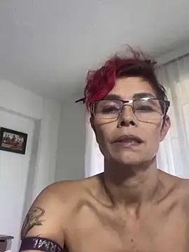 Snapshot of MireyaTorresGu chatting on 15, 1, 2025 MireyaTorresGu online show from 15, 1, 2025