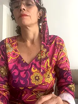 MireyaTorresGu online show from 31, 10, 2025