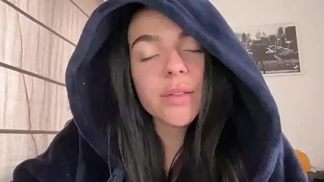 yorkshiregal online show from 2, 12, 2024