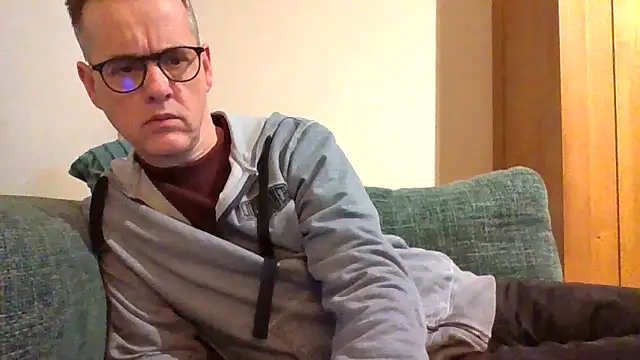 Snapshot of Hectorthyssen1 chatting on 3, 1, 2025 Hectorthyssen1 online show from 3, 1, 2025