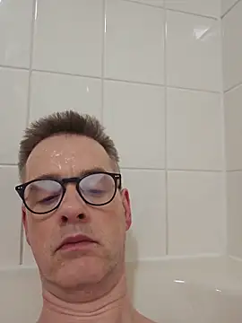 Snapshot of Hectorthyssen1 chatting on 2, 3, 2026 Hectorthyssen1 online show from 2, 3, 2026