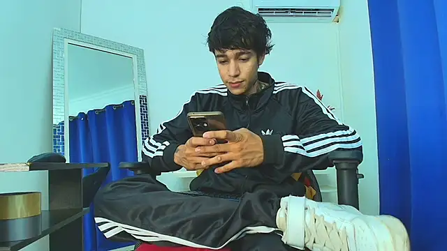 Zacktk7 online show from 19, 2, 2025