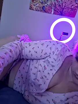 IzanamiNova online show from 1, 2, 2025