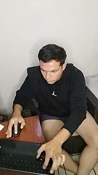 miketripi420 online show from 3, 4, 2026