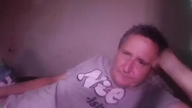 Snapshot of George48 chatting on 27, 11, 2025 George48 online show from 27, 11, 2025