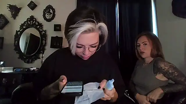 Snapshot of Alexandersonxo chatting on 11, 9, 2025 Alexandersonxo online show from 11, 9, 2025