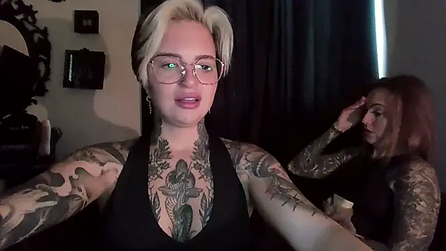 Snapshot of Alexandersonxo chatting on 12, 10, 2025 Alexandersonxo online show from 12, 10, 2025