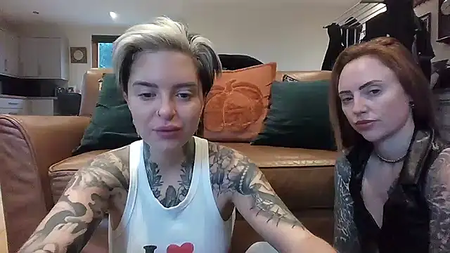 Snapshot of Alexandersonxo chatting on 18, 11, 2025 Alexandersonxo online show from 18, 11, 2025