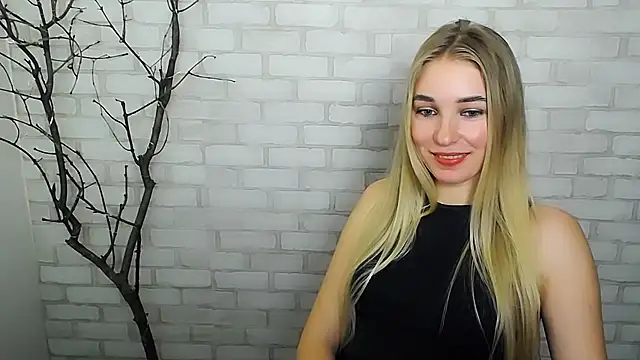 Queen ofLove online show from 18, 12, 2024