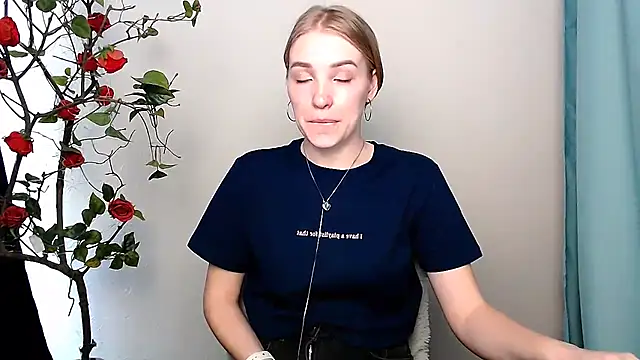 Queen ofLove online show from 17, 3, 2026