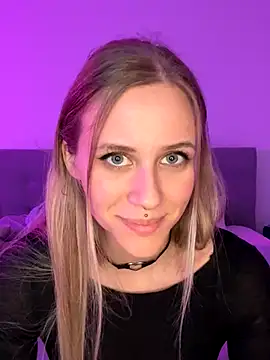 lunawolf21 online show from 1, 12, 2024