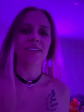 lunawolf21 online show from 1, 1, 2025