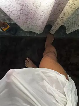 Snapshot of mikemacluffy chatting on 10, 12, 2024 mikemacluffy online show from 10, 12, 2024