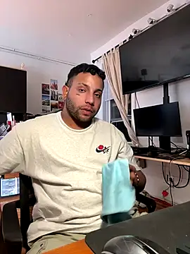 Snapshot of TacosSenpai chatting on 9, 9, 2025 TacosSenpai online show from 9, 9, 2025