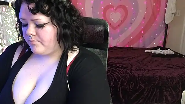 Flamefairy710 online show from 15, 1, 2025