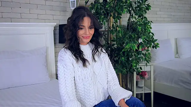 CarlaWhite online show from 9, 10, 2025