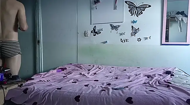 luxandracon23 online show from 23, 2, 2025