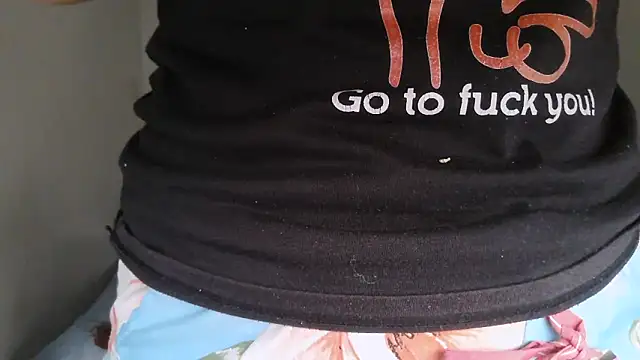 Snapshot of luxandracon23 chatting on 3, 2, 2026 luxandracon23 online show from 3, 2, 2026