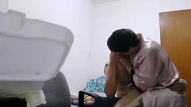 Snapshot of luxandracon23 chatting on 14, 2, 2026 luxandracon23 online show from 14, 2, 2026