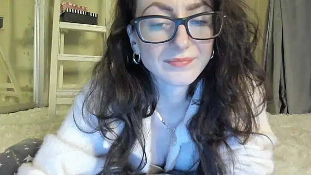 Baby Jewel online show from 29, 1, 2025