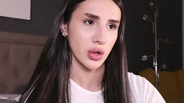 Kim Oberlin  online show from 2, 10, 2025