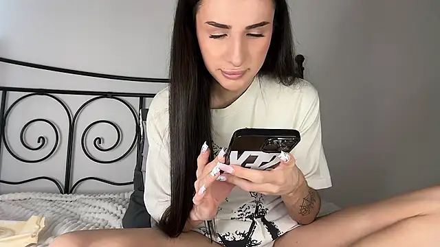 Kim Oberlin  online show from 28, 3, 2026