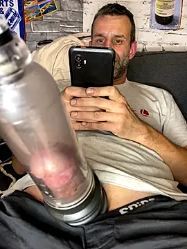 Gilgamesch1704 online show from 18, 9, 2025