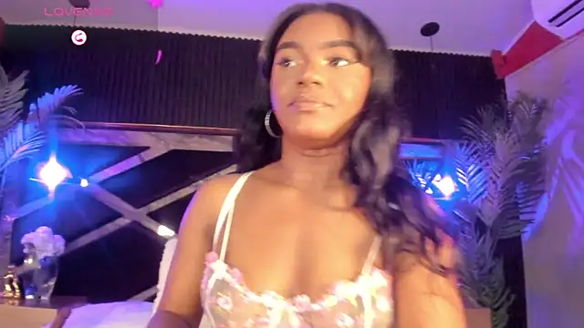 SophiaSmiiths  online show from 28, 2, 2025