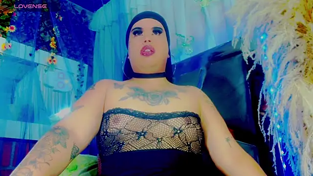 nauthyvalentina online show from 19, 4, 2026