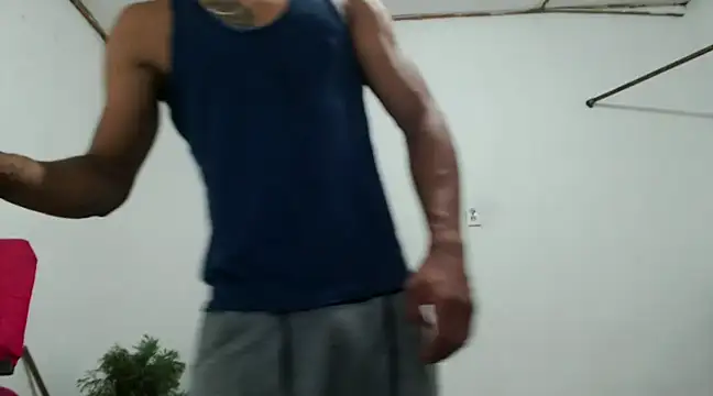 Snapshot of fernandez_latinblackk chatting on 17, 12, 2024 fernandez latinblackk online show from 17, 12, 2024