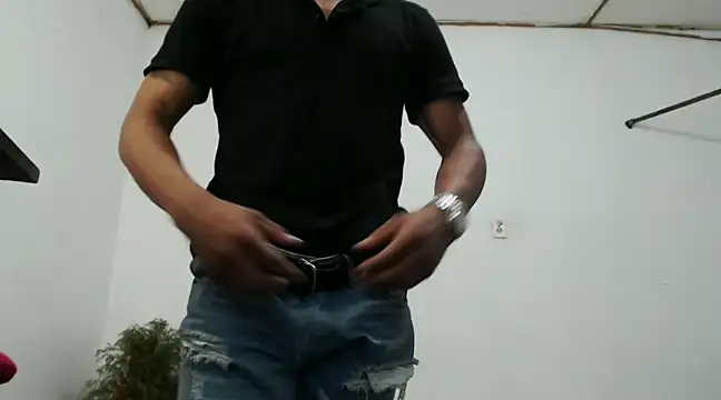 Snapshot of fernandez_latinblackk chatting on 27, 12, 2024 fernandez latinblackk online show from 27, 12, 2024