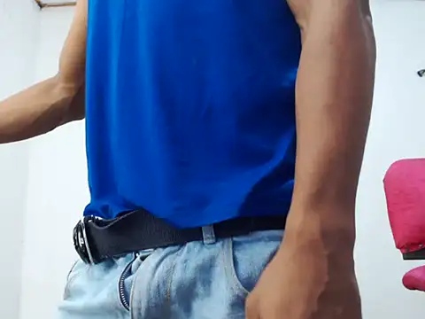 Snapshot of fernandez_latinblackk chatting on 21, 1, 2025 fernandez latinblackk online show from 21, 1, 2025