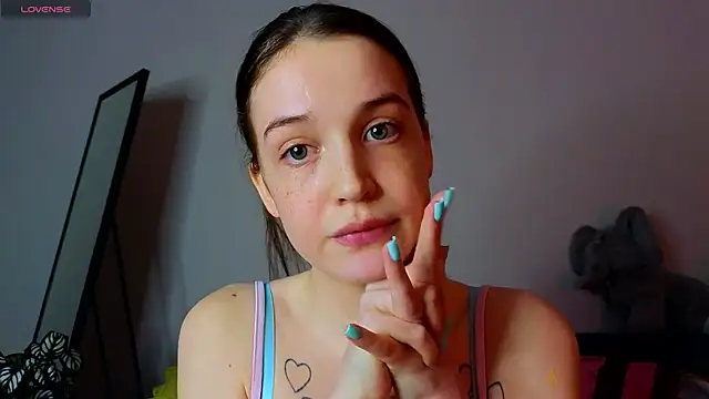 Snapshot of Sweet_Evva chatting on 16, 5, 2026 Sweet Evva online show from 16, 5, 2026