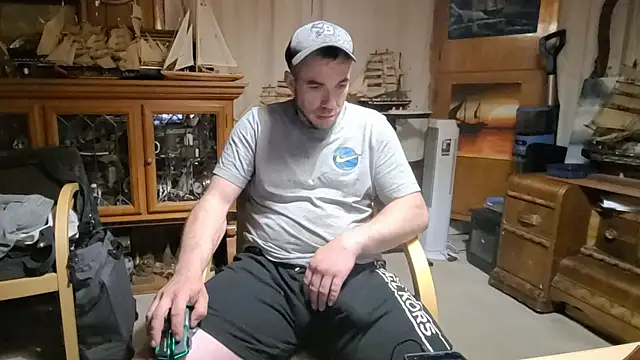 ScubaStevex online show from 20, 4, 2026