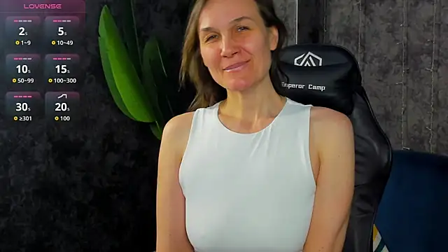 Lillian White online show from 4, 4, 2026