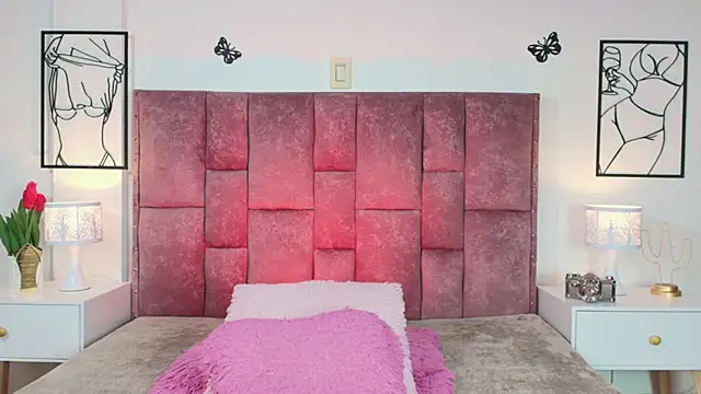 NicolMiller4 online show from 21, 4, 2026