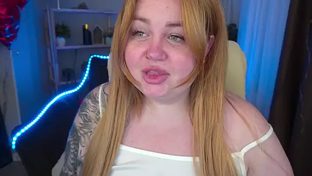 ZaraReignn online show from 13, 3, 2025