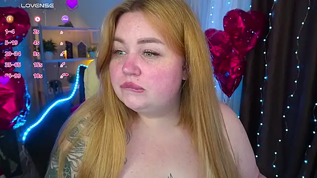 ZaraReignn online show from 14, 3, 2025