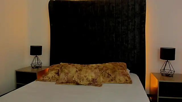 NataGarcia online show from 17, 9, 2025