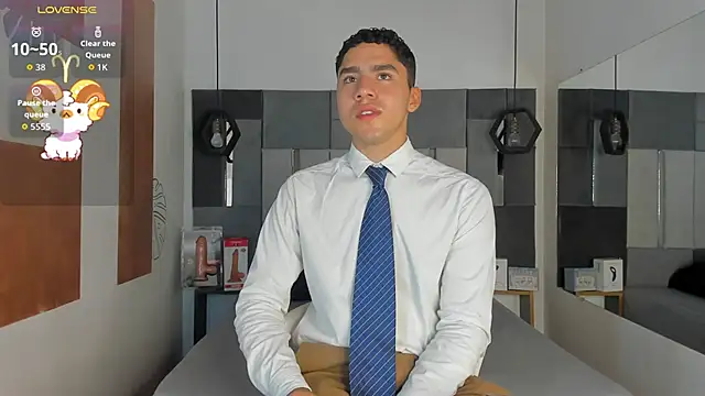 LiamNovak online show from 25, 11, 2025